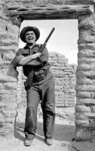 Ernest Borgnine yucks it up during the 1958 filming of