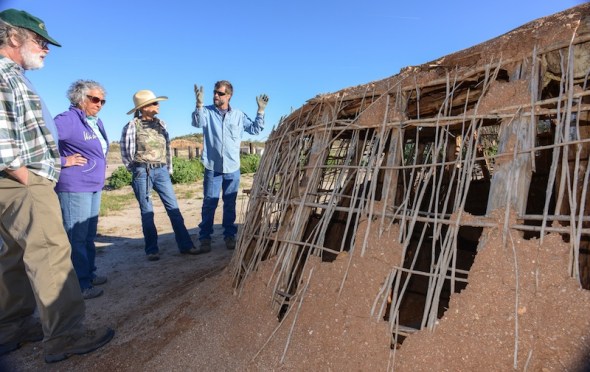 Allen Denoyer explains the class to Terri and Dave Wallace while Joyce Holloway listens to the plan. 